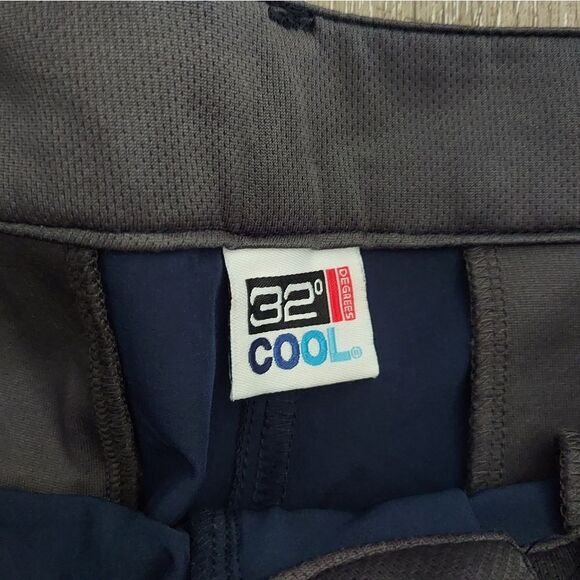 32 Degrees Cool Men's Tech Cargo Short Navy w/pockets sz 34 - Picture 3 of 6